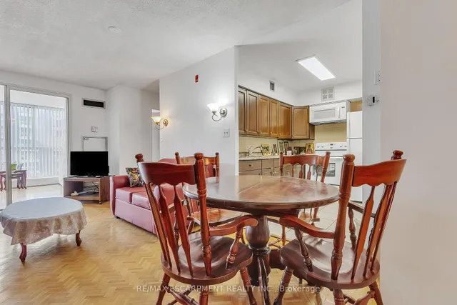 Additional image 10 of 24 Southport St Unit 756