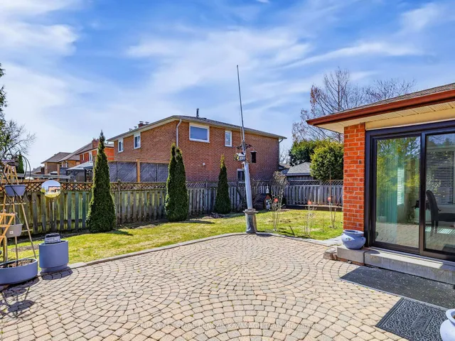 Additional image 27 of 33 Evenwood Ave