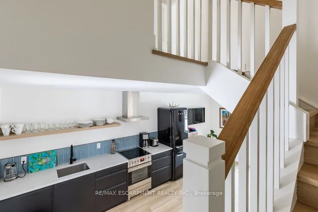 Additional image 40 of 45 PARK St