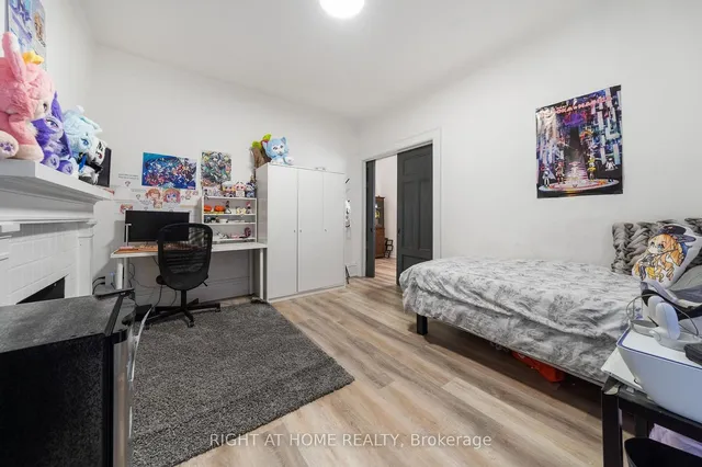 Additional image 14 of 132 Holton Ave