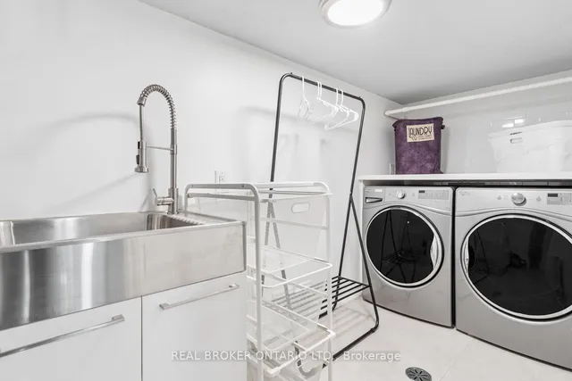 Additional image 37 of 130 Harvie Ave