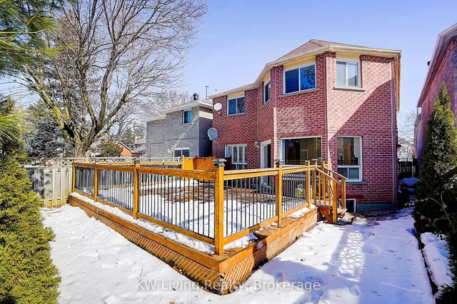Additional image 35 of 4 Oak Knolls Cres