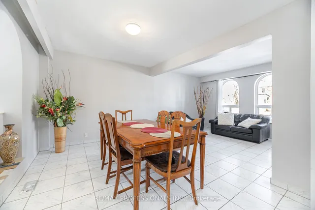 Additional image 7 of 483 Valermo Dr