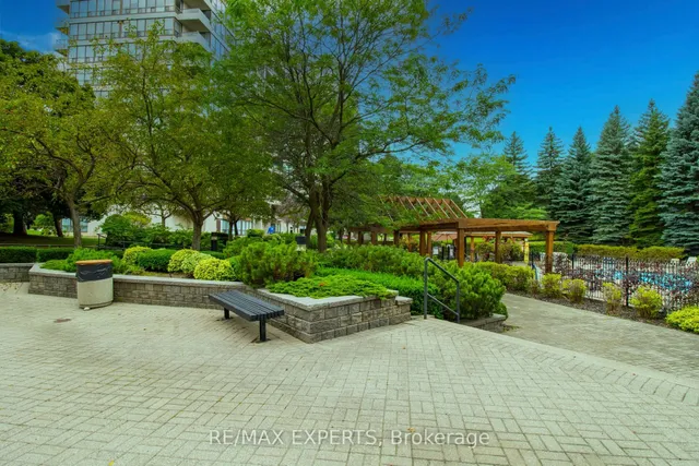 Additional image 33 of 10 Laurelcrest St Unit 412