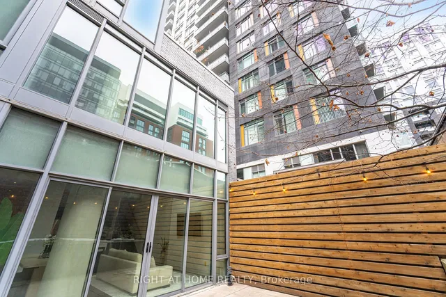 Additional image 37 of 650 King St Unit 106