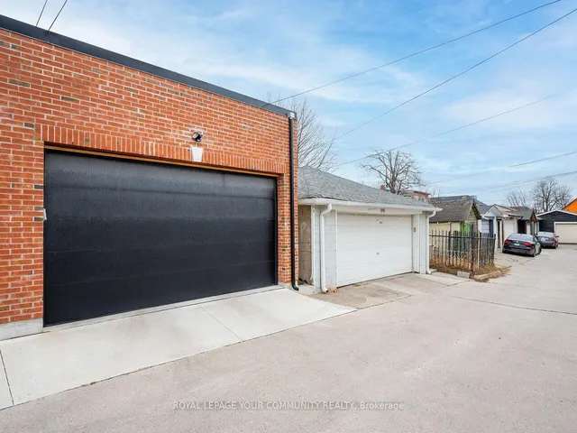 Additional image 34 of 1098 Saint Clarens Ave