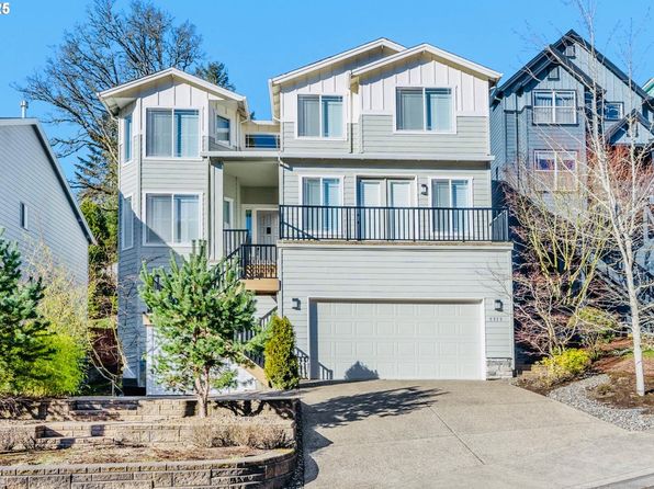 5513 NW Bannister Dr, Portland, OR 97229
