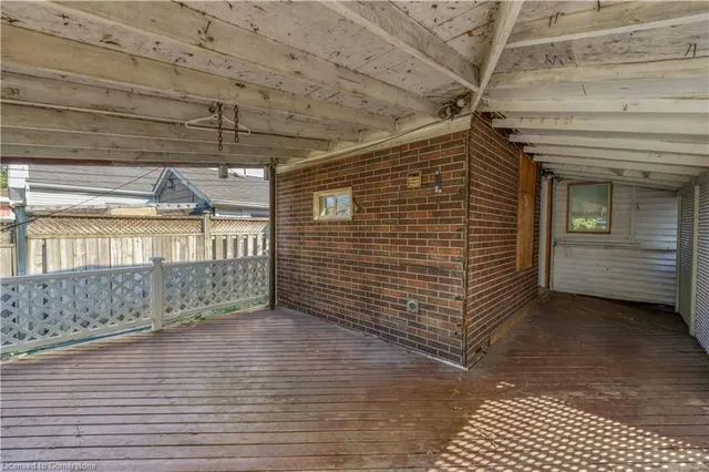 Additional image 27 of 103 Emerald St