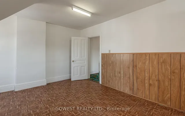 Additional image 30 of 12 Golden Ave