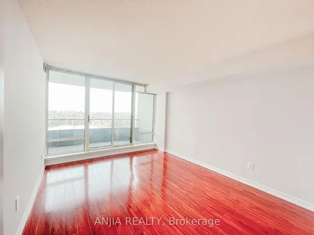 Additional image 37 of 300 Alton Towers Circ Unit 1601