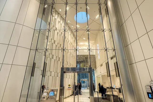 Additional image 3 of 12 York St Unit 2410