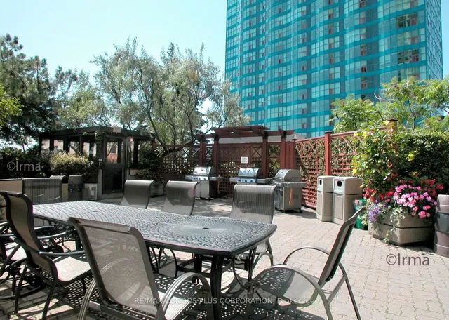 Additional image 45 of 65 Harbour Sq Unit 3603