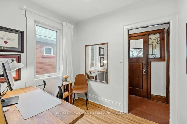 Additional image 10 of 92 Graham Ave