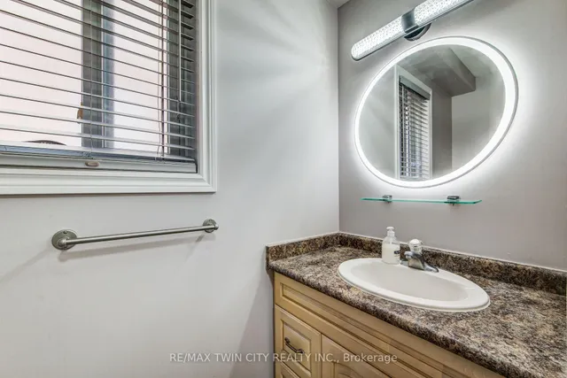 Additional image 18 of 144 Udvari Cres