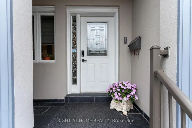 Additional image 5 of 267 Finch ave west N/A