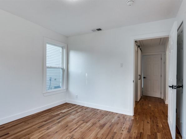 Additional image 17 of 927 S Franklin St, Dallas, TX 75211