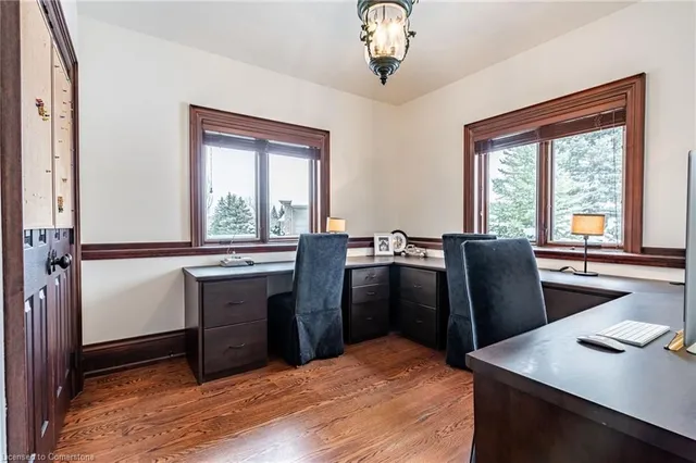 Additional image 8 of 76 Oak Ave