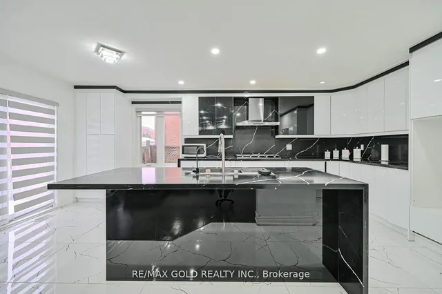 Additional image 16 of 247 Cresthaven Rd