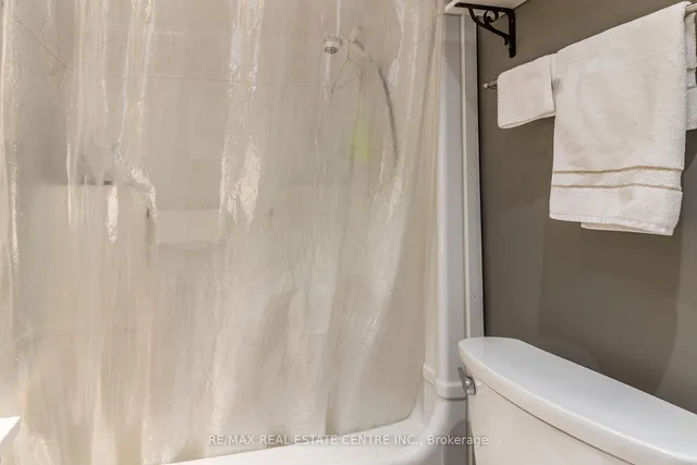 Additional image 18 of 139 Barclay St