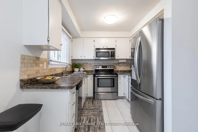 Additional image 15 of 11 Harrisford St Unit 100