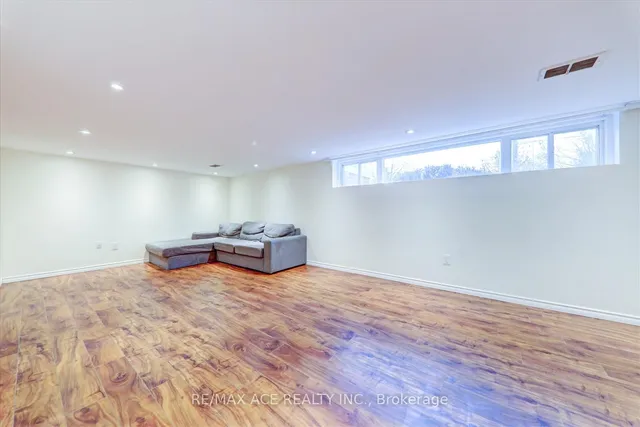 Additional image 25 of 20 Blakemanor Blvd