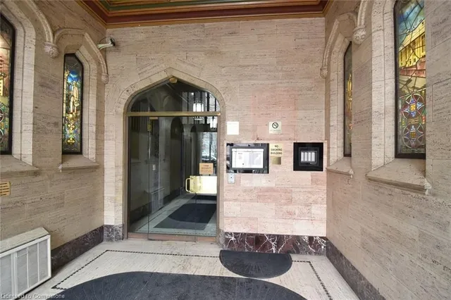 Additional image 35 of 36 James St Unit 905