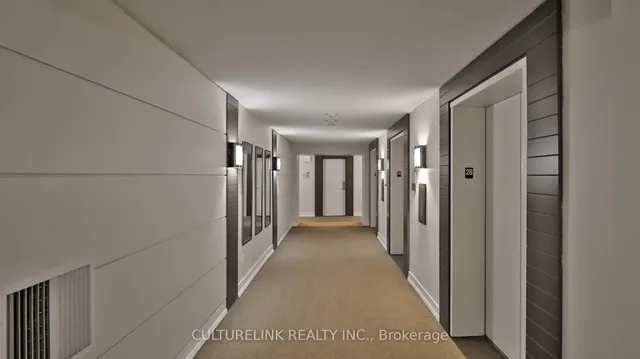 Additional image 20 of 2191 Yonge St Unit 2812