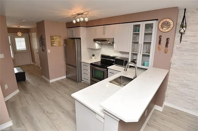 Additional image 20 of 10 Pumpkin Pass Unit 24