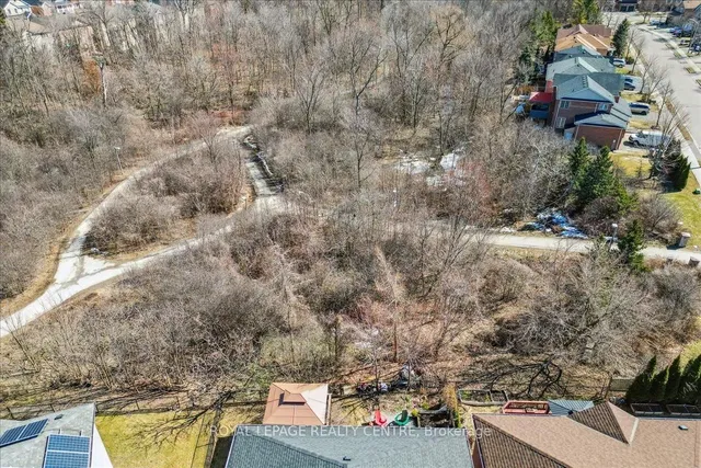 Additional image 35 of 52 River Rock Cres