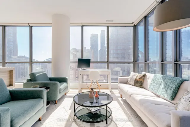 Additional image 11 of 8 Charlotte St Unit 1407