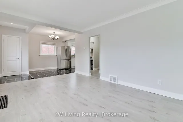 Additional image 11 of 11 Dorine Cres