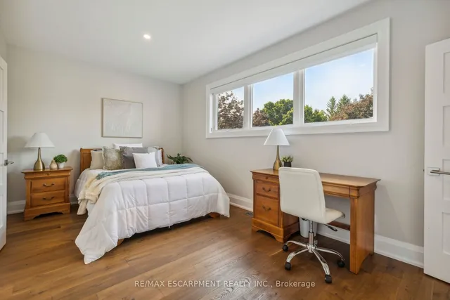 Additional image 27 of 60 Garden Ave