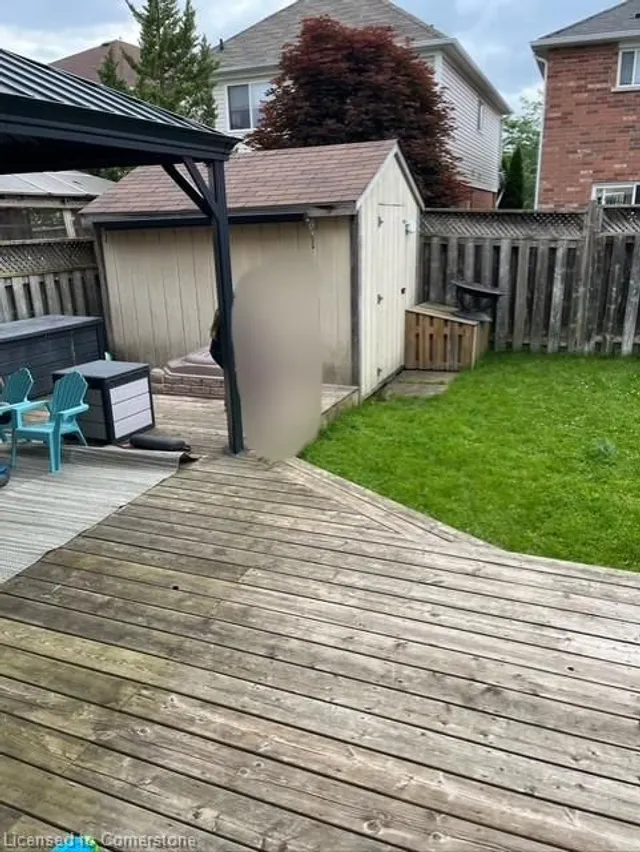 Additional image 38 of 212 Bradley Ave