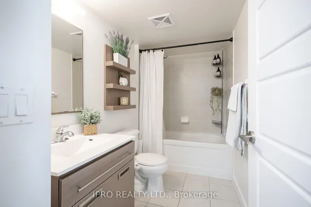 Additional image 7 of 100 Western Battery Rd Unit 1511