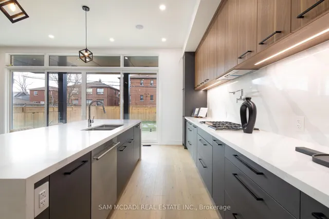 Additional image 10 of 24 Twenty First St