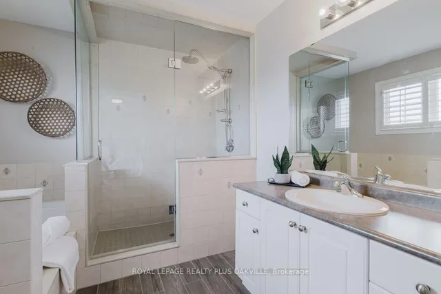 Additional image 7 of 16 Grayrocks Ave