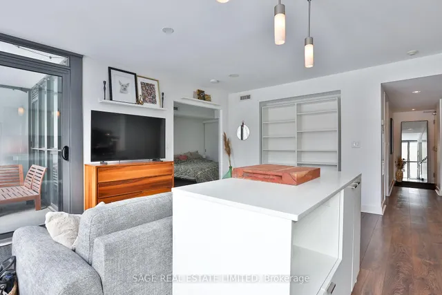 Additional image 7 of 110 Charles St Unit 404