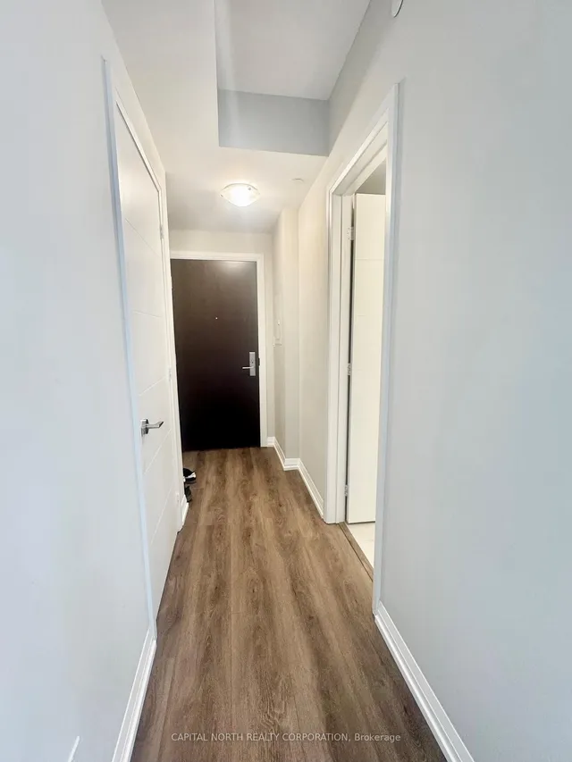 Additional image 8 of 460 Adelaide St Unit 1222