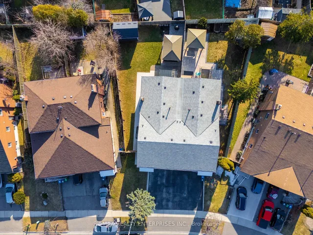 Additional image 33 of 4050 Dunmow Cres