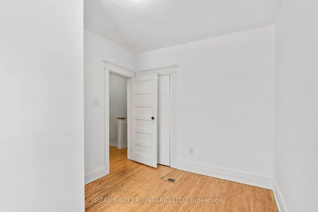 Additional image 19 of 32 Monarch Park Ave