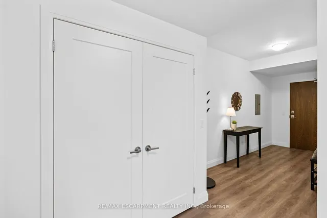 Additional image 8 of 30 Hamilton St Unit 703