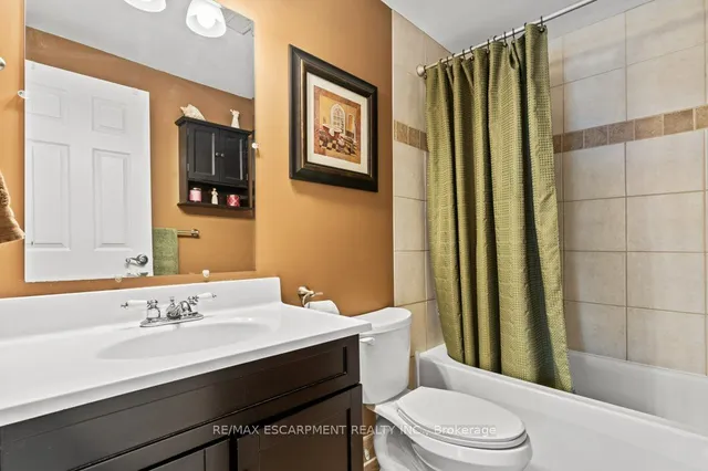 Additional image 28 of 1300 Upper Ottawa St Unit 49