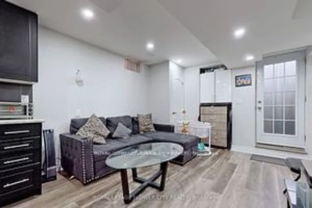 Additional image 31 of 19 Dolly Varden Dr