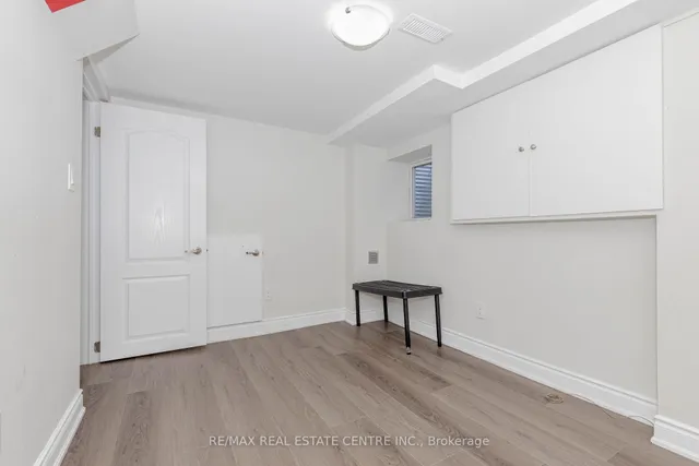 Additional image 42 of 15 Benton St