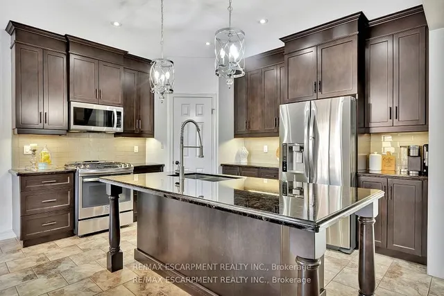 Additional image 12 of 158 Greti Dr