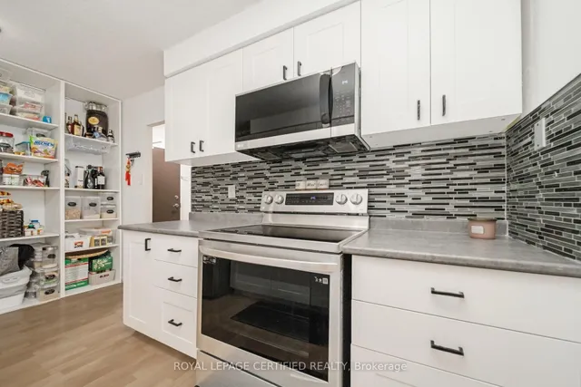 Additional image 12 of 135 Marlee Ave Unit 1703