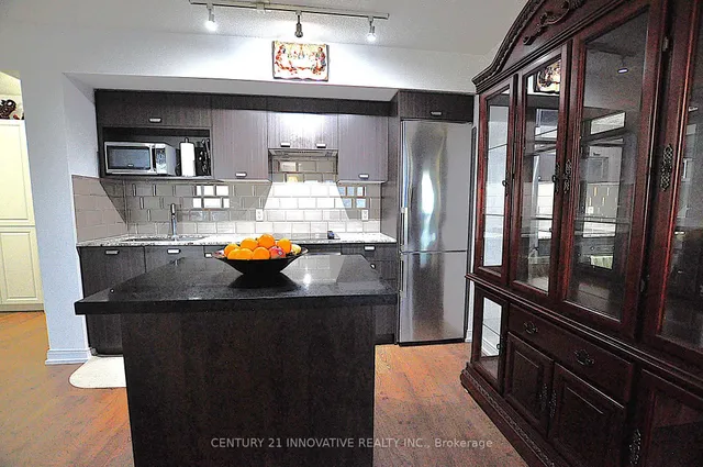 Additional image 4 of 275 Village Green Sq Unit 2616