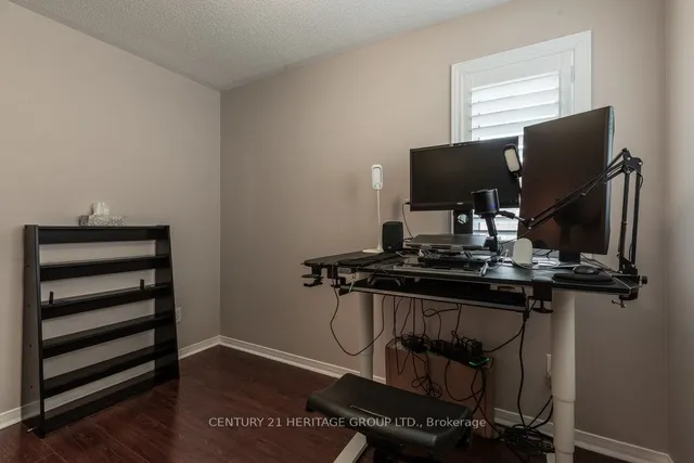 Additional image 36 of 66 Fellowes Cres