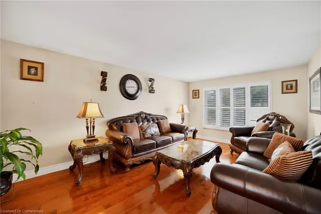 Additional image 34 of 12 Portal Crt