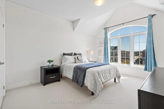 Additional image 40 of 945 PONDCLIFFE Crt